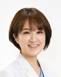 歯科医師 冨永さよ